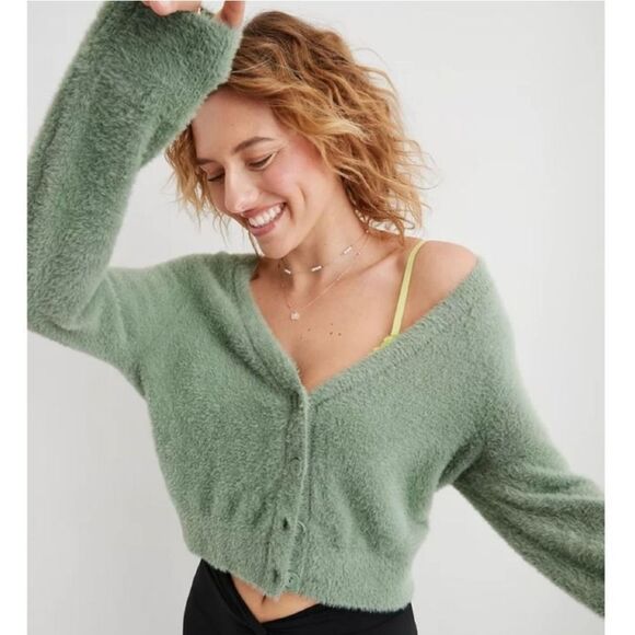 Aerie Fuzzy Cropped Cardigan Sweater Size‎ M Green Ultra Soft Twee - Picture 12 of 12